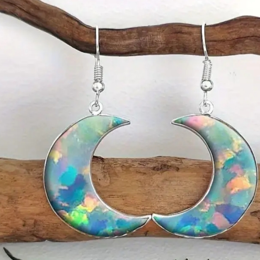 2/30$ Or 3/$35 Boho Whimsigoth Iridescent Crescent Moon Earrings (#0199)‎